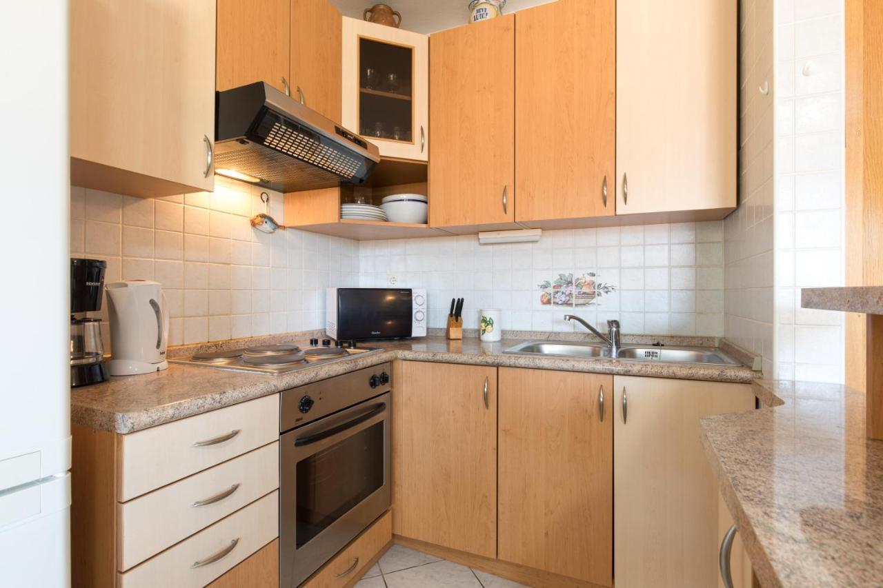 Apartment Glorija With Balcony Baska  Exterior photo